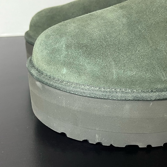 Women’s UGG classic ultra mini platform boot - Picture 4 of 6